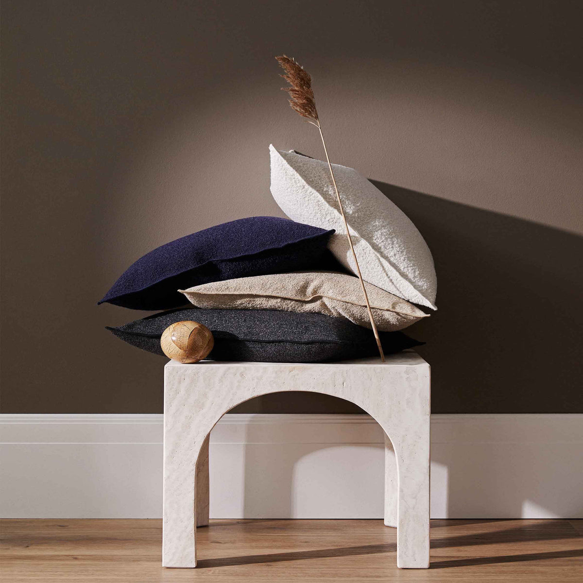 Alberto Cushion - Ivory